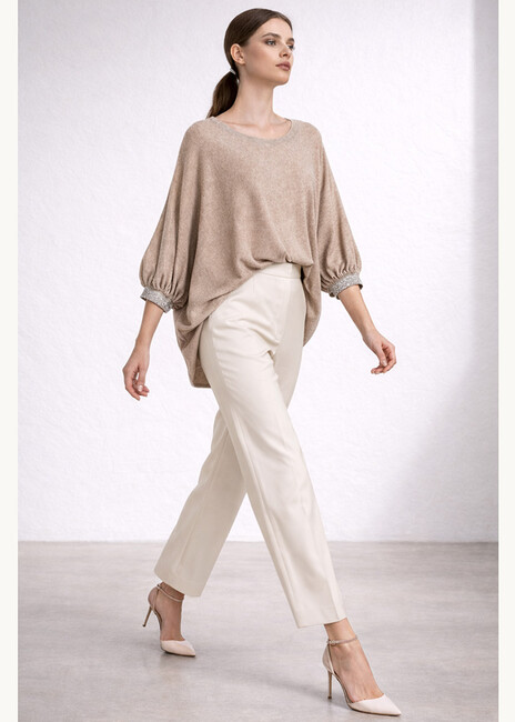 mployza-plekti-me-ptykhoseis-alysiditses-sta-manikia-mpez-cuca.gr