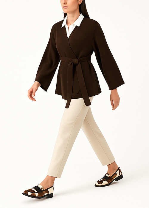 sakaki-plekto-me-pompe-manikia-chocolat-cuca.gr