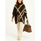 pullover-oversized-mali-miiksi-grammiko-skhedio-mpez-chocolat-cuca.gr